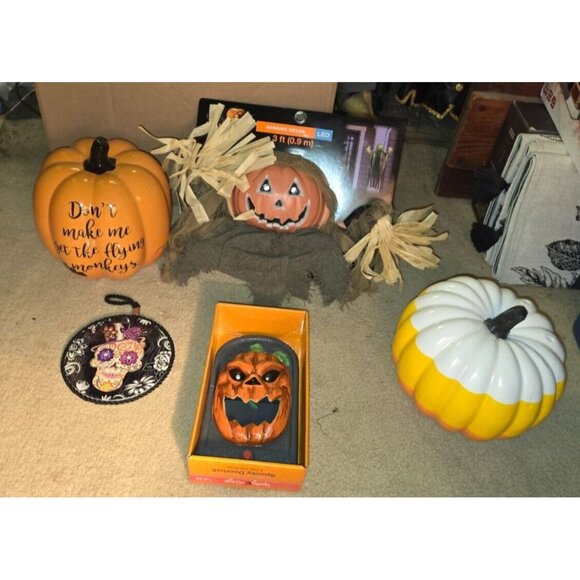 Lot of 5 New Halloween Decor Pumpkins Door Bell 3ft Hanging LED Trinket Skull‎ - Picture 1 of 6